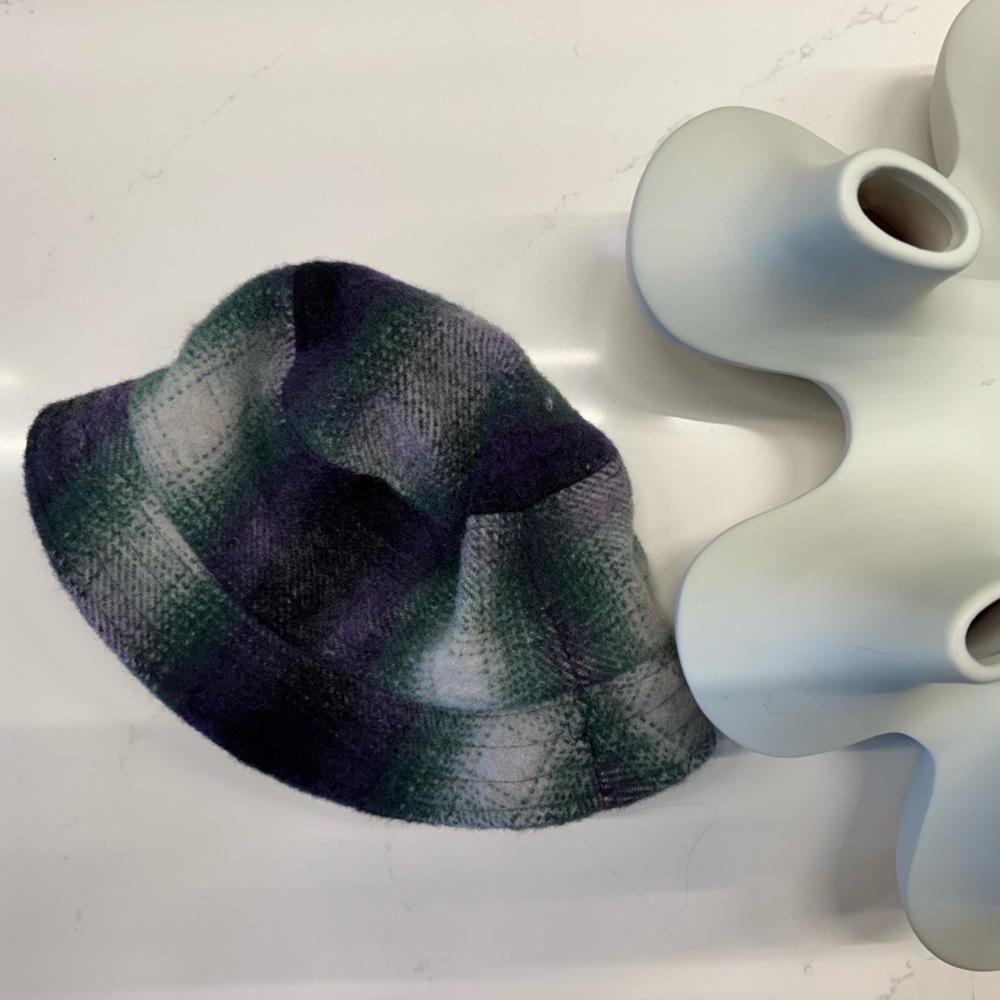 NWT Hartford Purple and Green Plaid Women's Hat